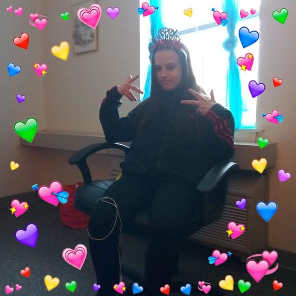 Meet your Posher, Kathy - Picture 1 of 1